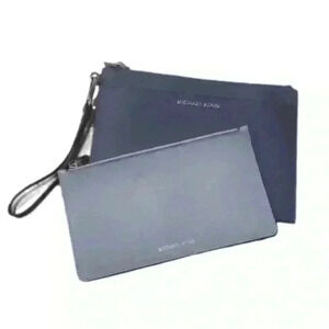 Michael Kors 2 in 1  wristlet Clutch